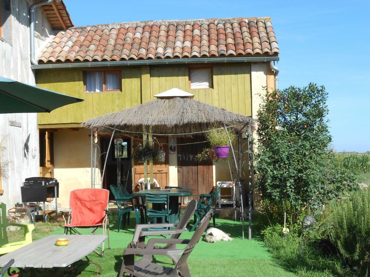 Arie - Chez Joelle Et Michel Hotel Demu Exterior foto